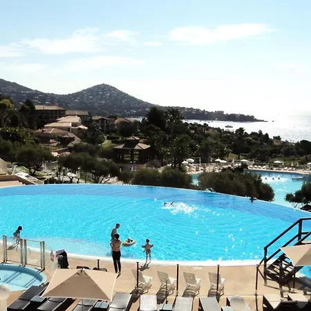 Апартаменты Le Hameau De Cap Esterel - Maeva - 5 Personnes - Confort Mae-5081