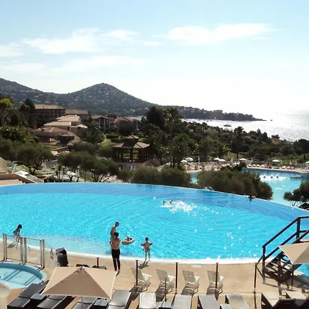 Résidence Le Hameau De Cap Esterel - Maeva - 5 Personnes - Confort Mae-5081 Apartamento *
